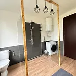 Apartmán Dolpo 55 - Pouze Pro Dospělé Benesov (Central Bohemian)