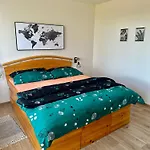 Apartmán Dolpo 55 - Pouze Pro Dospělé Benesov (Central Bohemian)