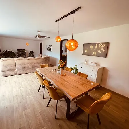 Dolpo 55 - Pouze Pro Dospele Apartment Benesov (Central Bohemian)